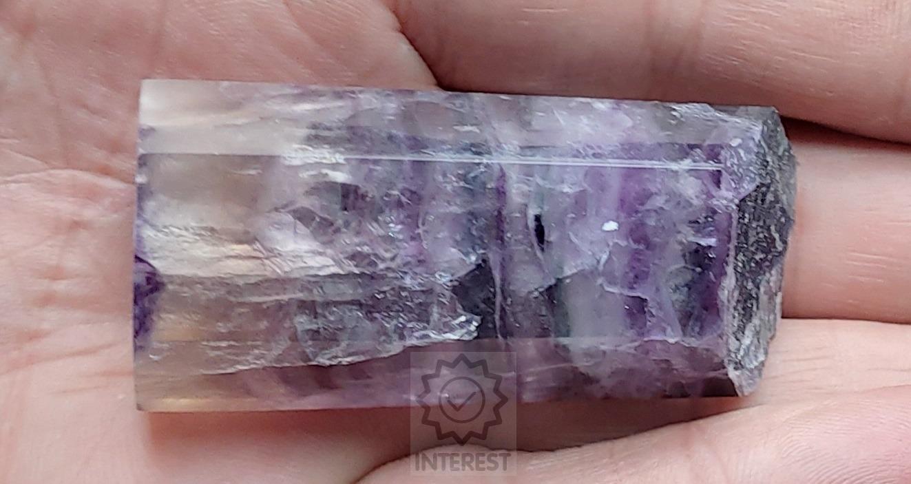 Fluorit broušený 68,25gr.