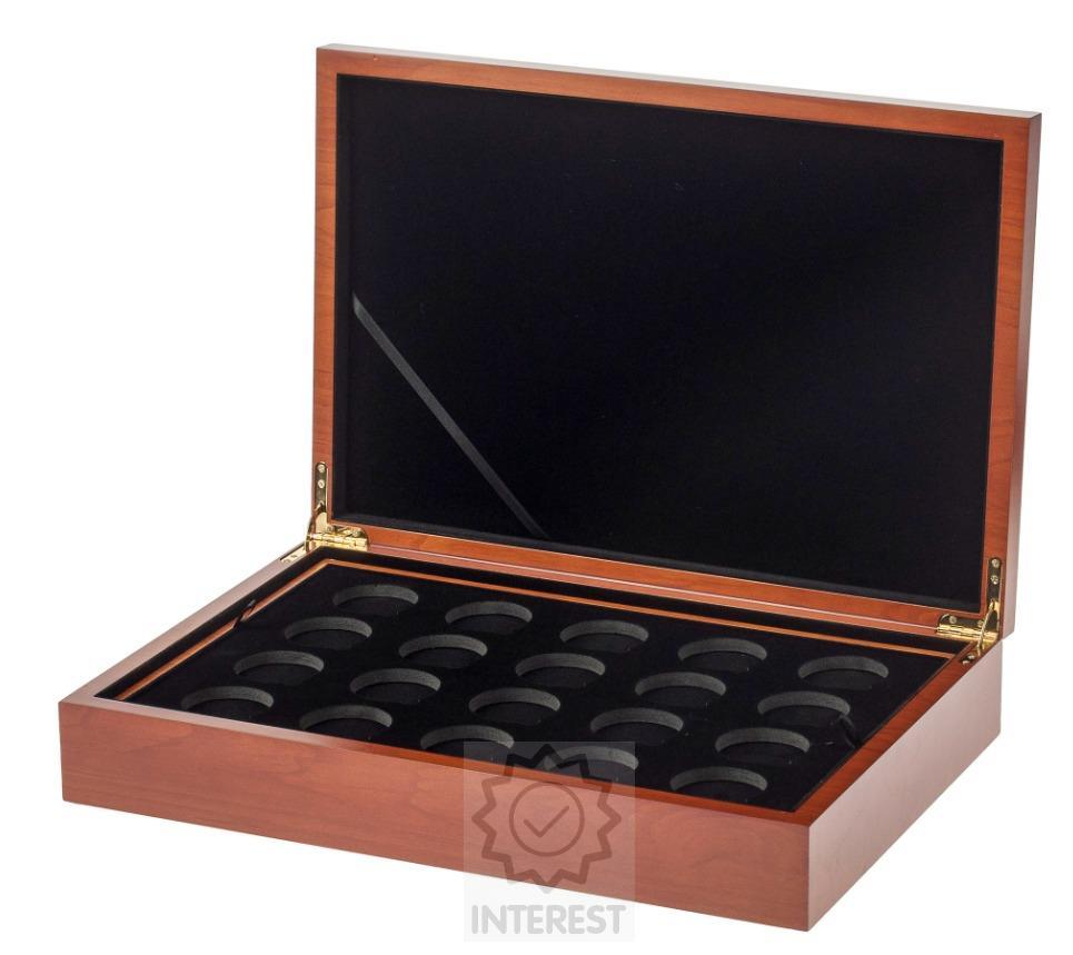 Luxusní velká dřevěná kazeta na 45 mincí do průměru 48 mm.